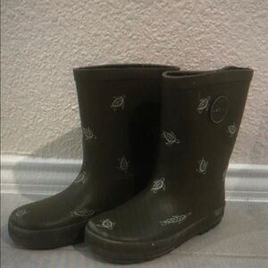 Jamie Kay turtle boots